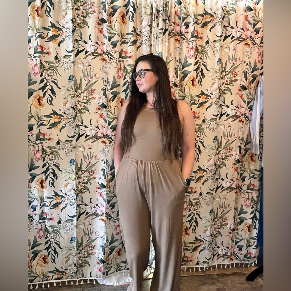 Wide Leg Sleeveless Jumpsuit